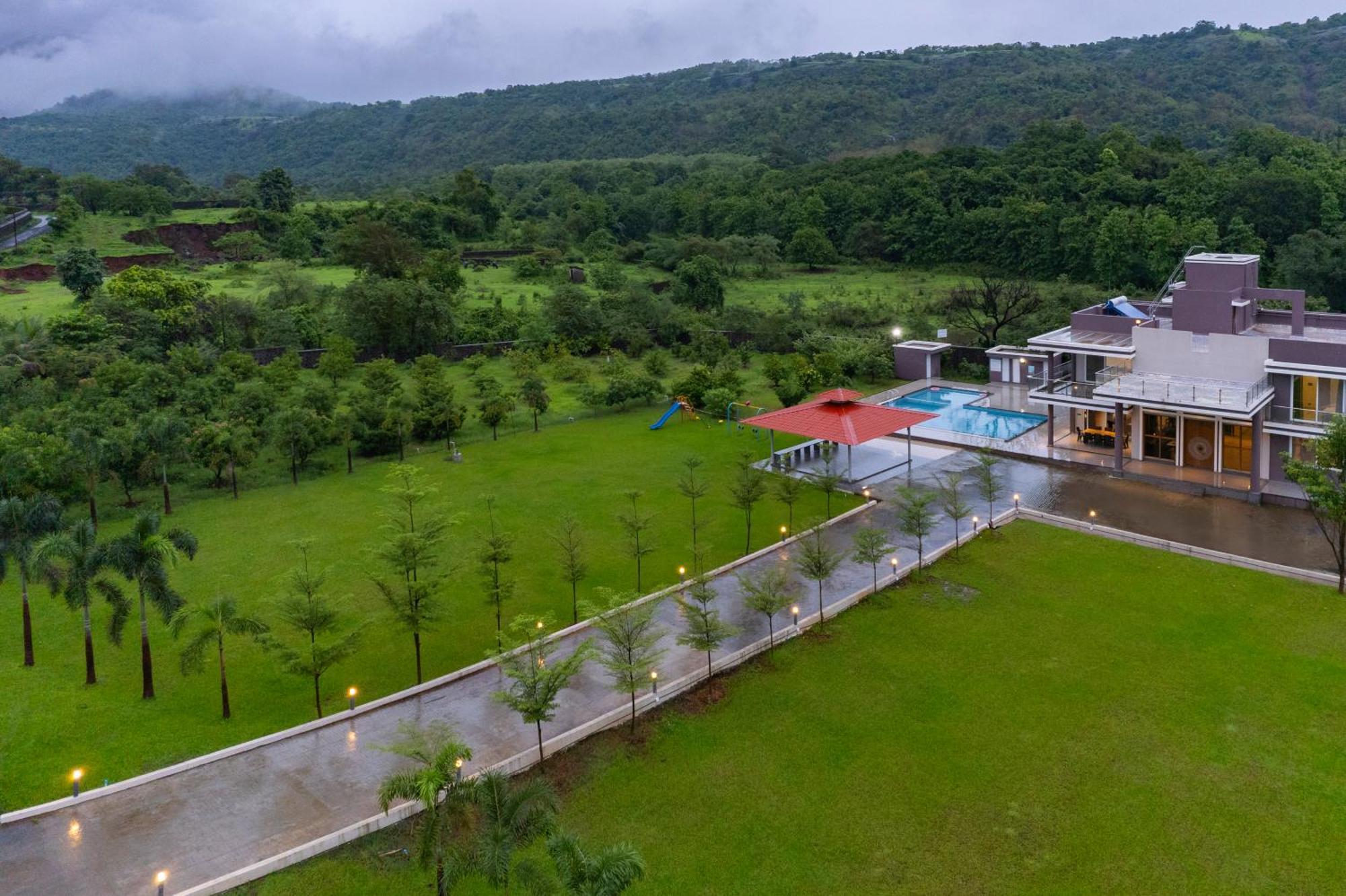 Stayscape Shreeji Farms 4Bhk Karjat Exterior foto